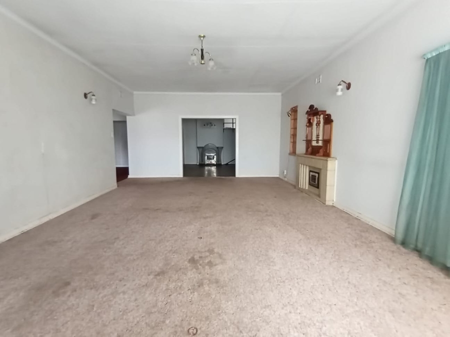 4 Bedroom Property for Sale in Parys Free State